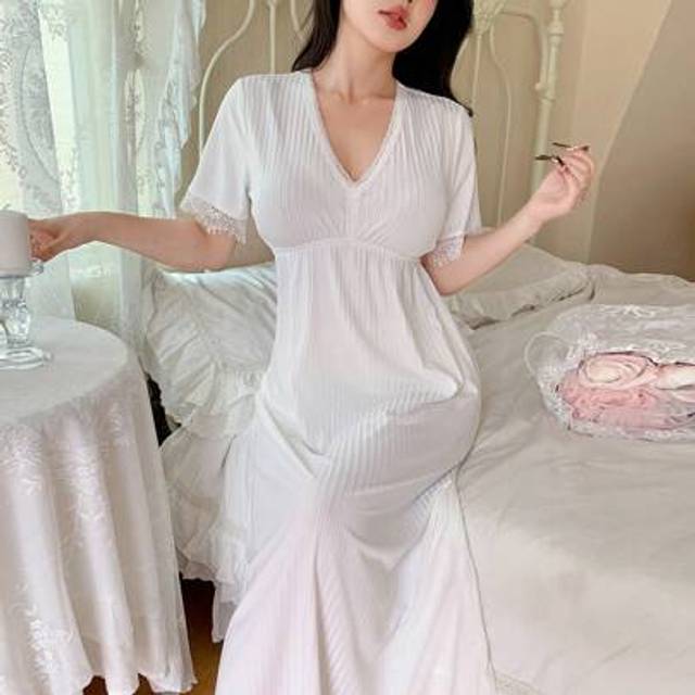 SHEIN Elegant French Lace Trim Loose Women&#39;s Sleep Dress
