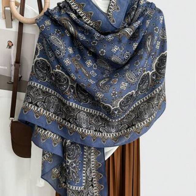 SHEIN Scarf Women&#39;s Versatile Long Shawl Outer Wear Thin Spring And Summer Gauze Scarf Silk Scarf Women Autumn And Winter New Large Flower Scarf