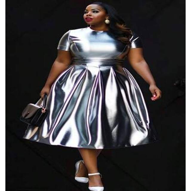 SHEIN Plus Size Elegant Round Neck Short Sleeve A-Line Metallic Pleated Skirt, Party Wear
