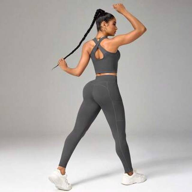 SHEIN Women Solid Color Criss-Cross Sports Set Camisole And Leggings