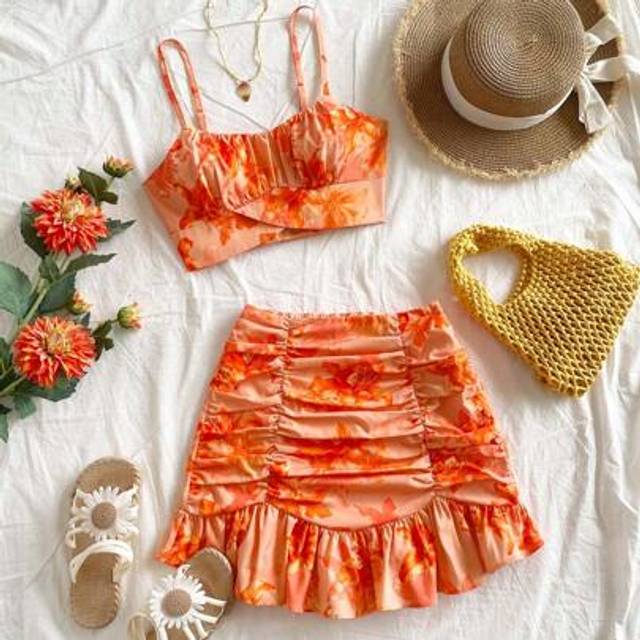 Orange blommönster Rynkad Front Crop Top + Matchande Rynkad Hög Låg Fåll kjol Tvådelat set, semester/sommar outfit, 2 delar set, sommar outfits för kv (L,M,S,XL,XS,XXL,XXS,XXXL,XXXXL)