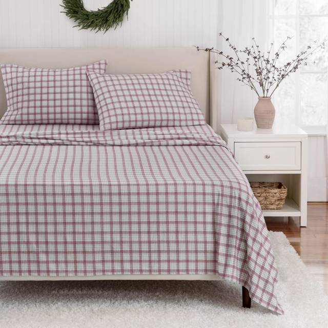 MARTHA STEWART Holiday Lodge Plaid 100% Cotton Flannel Sheet Set  Red/Gray  4 Piece - 1 Flat Sheet  1 Fitted Sheet  1 Std Pillowcase  Breathable Chris