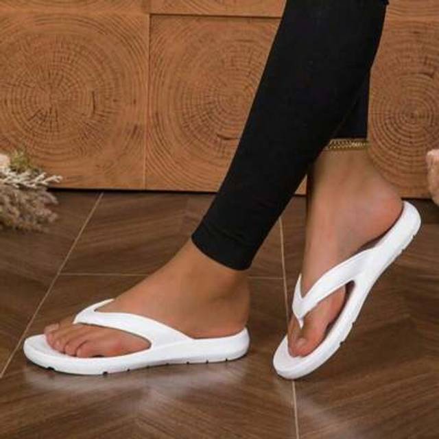 SHEIN Unisex Summer Flip Flops, Non-Slip Fashionable Outdoor Beach Slippers With Soft Sole