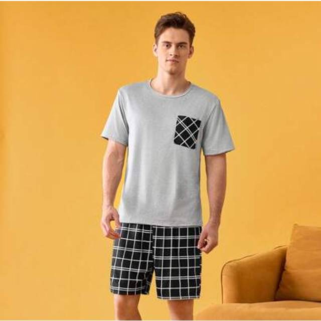 SHEIN 2pcs Men Short Sleeve Shirt And Plaid Shorts Pajama Set