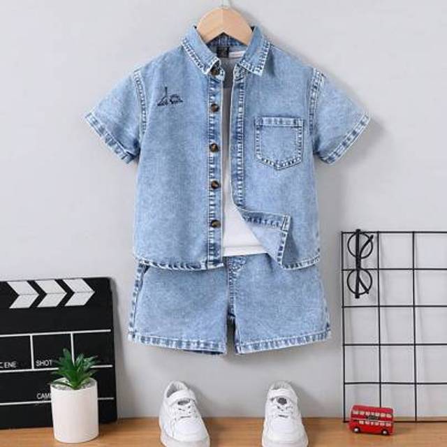 SHEIN Young Boys Short Sleeve Denim Jacket And Shorts Set, Fashionable For Summer