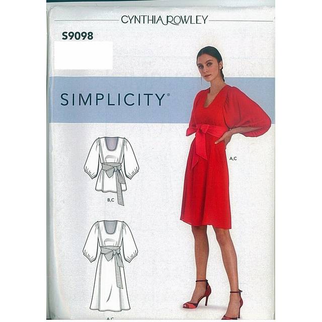 SIMPLICITY Sewing Pattern S9098 Misses' Dress & Top with Tie Belt, Various, H5 (6-8-10-12-14)