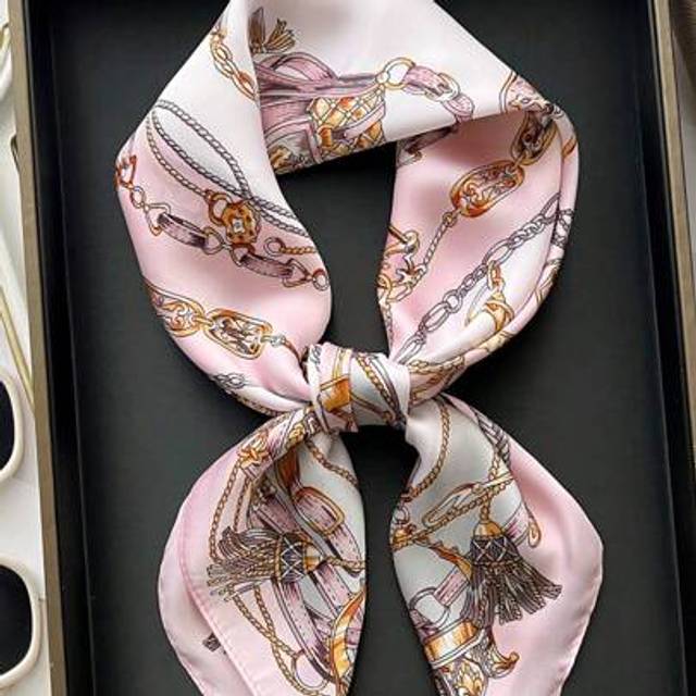 SHEIN 1pc Summer Bright Color Oil Painting Lemon Print Small Square Women Satin Neck Tie Scarfs Soft Neat Ladies Neckerchiefs
