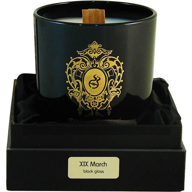 XIX March scented candle with wooden wick 170 g