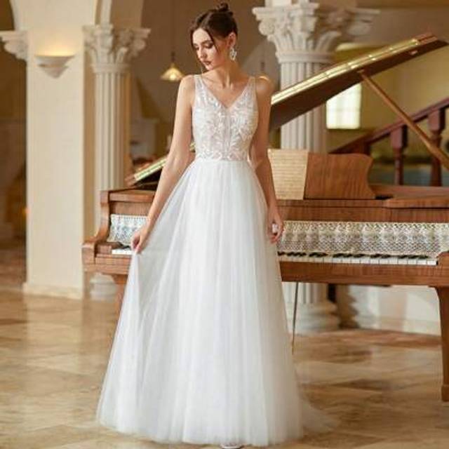 SHEIN Vintage-Inspired V-Neck Bridal Gown With Beaded Embroidery, For Weddings, Balls, And Graduation Dress, Party Dress, Wedding Guest Dress, Formal Dress,