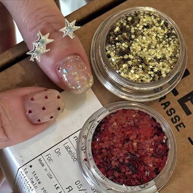 SHEIN 4 Pcs/Set Of Nail Art Ins Japanese Mini Sequin Jewelry, Black Red Gold White, Love Star Pattern Glitter Sequin Decoration