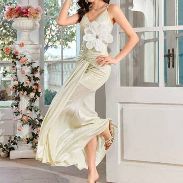 SHEIN Sexy Women&#39;s Floral Pattern Spaghetti Strap Party Dress, Evening Gown