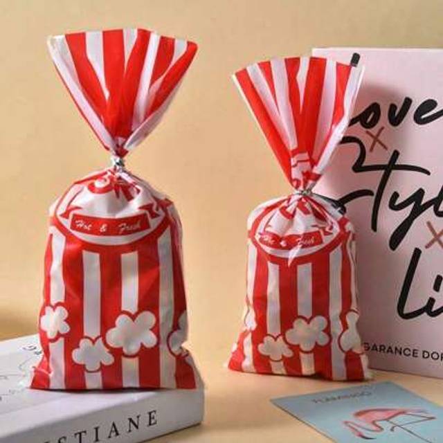 SHEIN 50/100/200pcs Popcorn Favor Bags Red Vertical Bar Popcorn Plastic Bag Nougat Biscuit Bread Toast Bags For Family Movie Wedding Birthday Party Favors