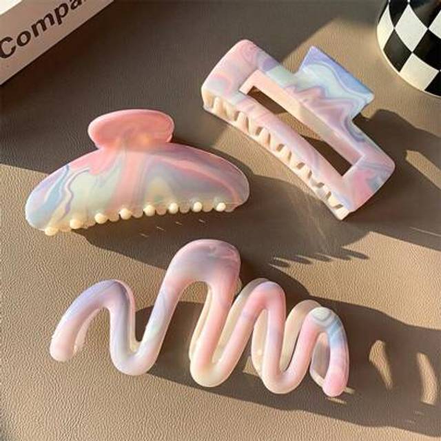 SHEIN 3 Pcs/1 Pc Candy Color Claw Clip - Extra Hold Hair Clamp For Thick Hair, Summer Y2K Cute Crinkle Clip For Girls, Sweet Updo Hair Accessories For Schoo