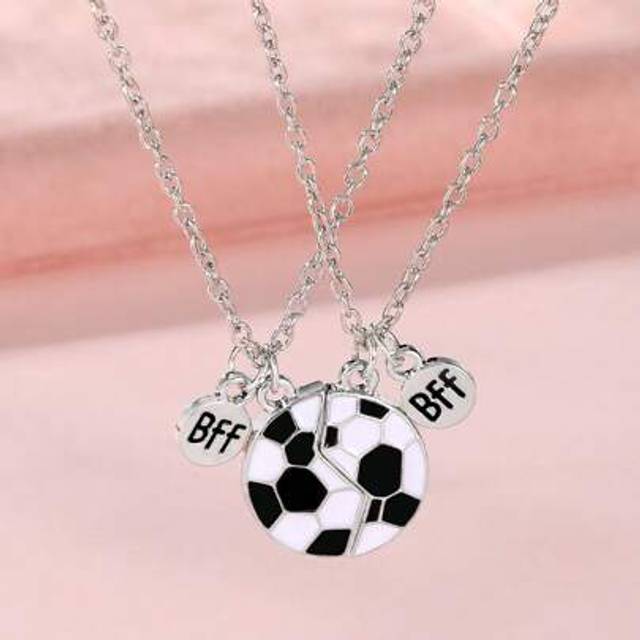 SHEIN 2pcs Cute Fashion Soccer Round Best Friend Necklace, Alloy Oil Drip Pendant, BFF Necklace, Friendship Necklace, Gift For Girls, Girl Necklace, Sister