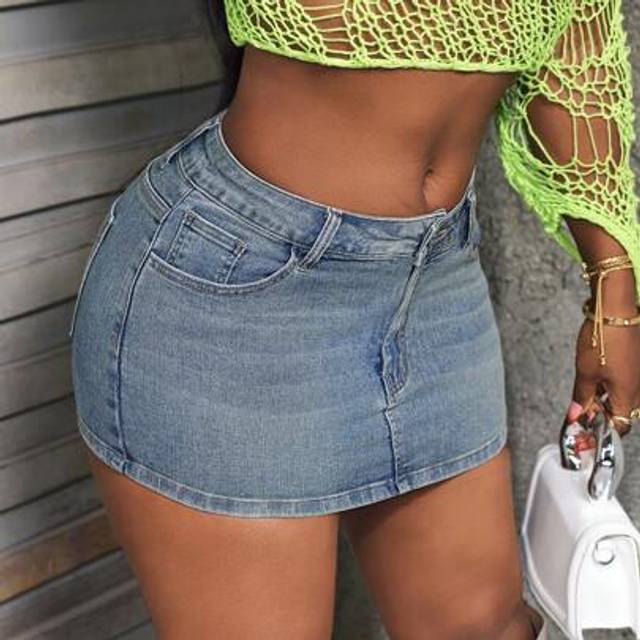 Slaydiva Women&#39;s Front Button Multi-Pocket Casual Denim Mini Skirt