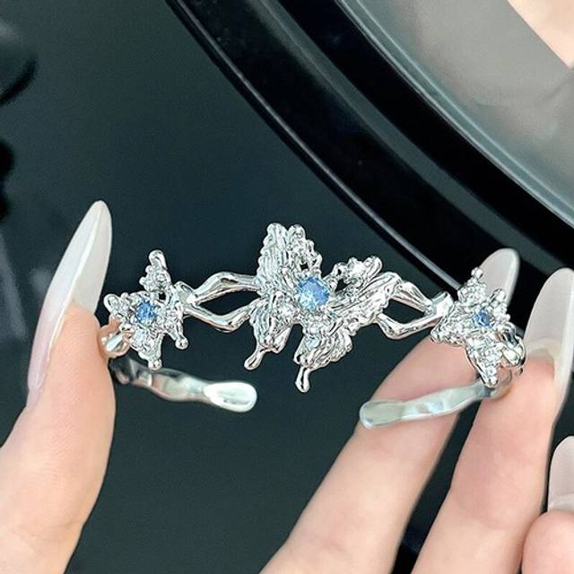 Trendy butterfly open bracelet fashion simple bangles gothic liquid bracelet