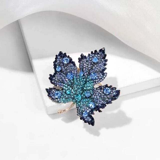 (blue) Maple Leaf Brooches For Women Men Elegant Corsage Festival Party Badge Pin Clothing Jewelry Accessories - Blue
