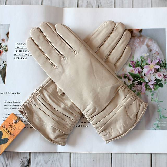 (7, Beige) Sheepskin Leather Gloves Women's Fashion Elastic Style Velvet Lining to