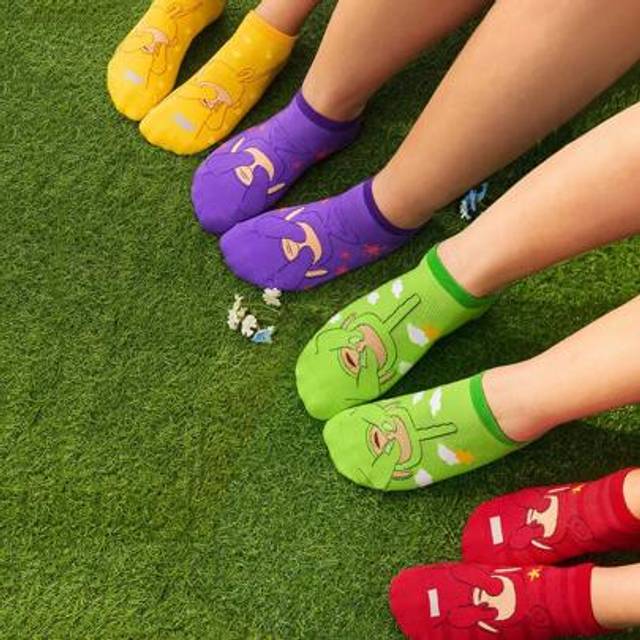 SHEIN 4Pairs Soft & Breathable Moisture-Wicking Colorful Casual Ankle Socks With Cute Cartoon Pattern Fashionable And Cute Short Socks Reinforced Heel For D