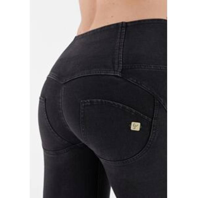 WR.UP Denim - 3 Button High Waisted - 7/8 Length Jeans - Black - M