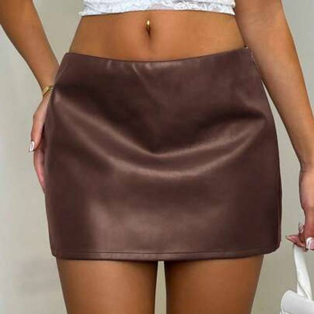 SHEIN Solid Wine Red Rosso Ancora Women Mini Skirt, Vintage Burgundy Sexy Leather PU Skort Suitable For Party, Halloween, Christmas, Thanksgiving, Siren Off