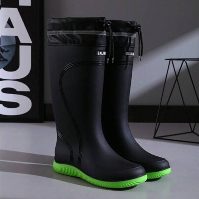 SHEIN Men Knee-High Rain Boots, Black With Green Sole, Simple And Stylish, Drawstring Closure For Adjusting, Anti-Slip, Waterproof Fishing And Work Rubber S