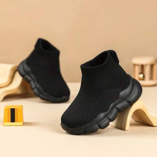 SHEIN Baby Soft Bottom Anti-Slip Socks Shoes, Fashion Slip-On, Lightweight Walking Shoes