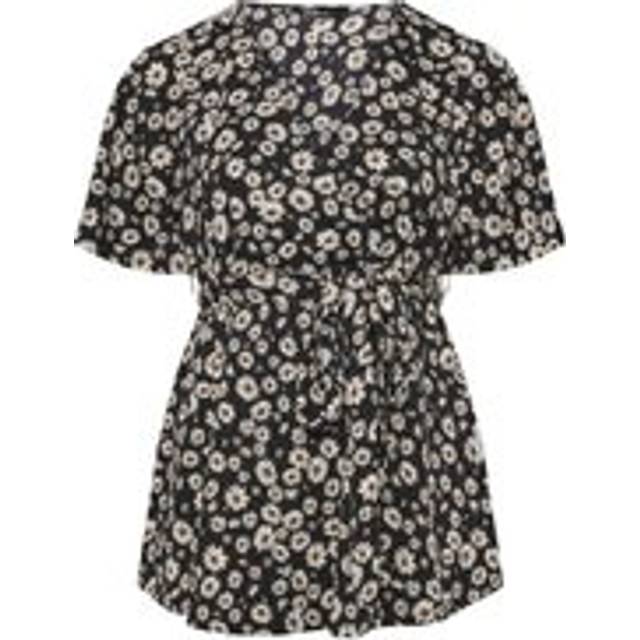 Yours Curve Black Daisy Print Textured Wrap Top, Women's Curve & Plus Size, Yours - 16