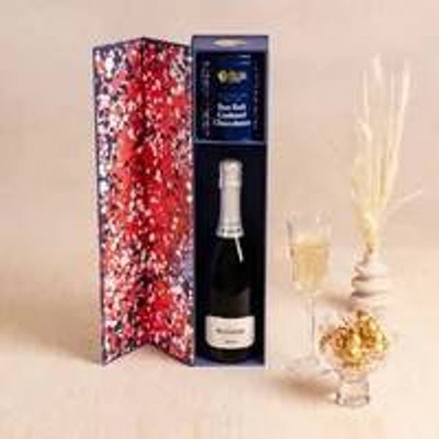 The Prosecco and Chocolate Gift Box