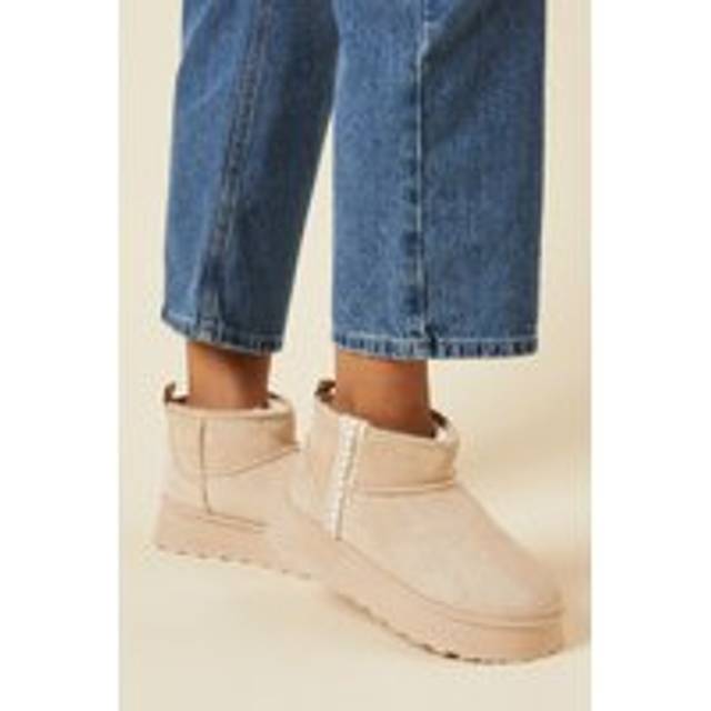 Womens Hania Suedette Faux Fur Lined Stitch Detail Cosy Chunky Flatform Ankle Boots - Beige - 7