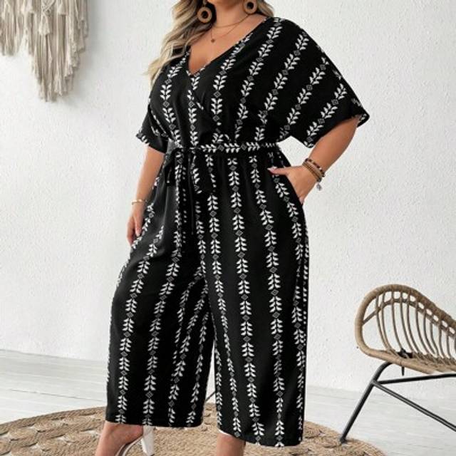 Plus Size Kvinnor V-hals Full Printed Jumpsuit Boho Vacation - Svart och Vitt (5XL,6XL,7XL,8XL)