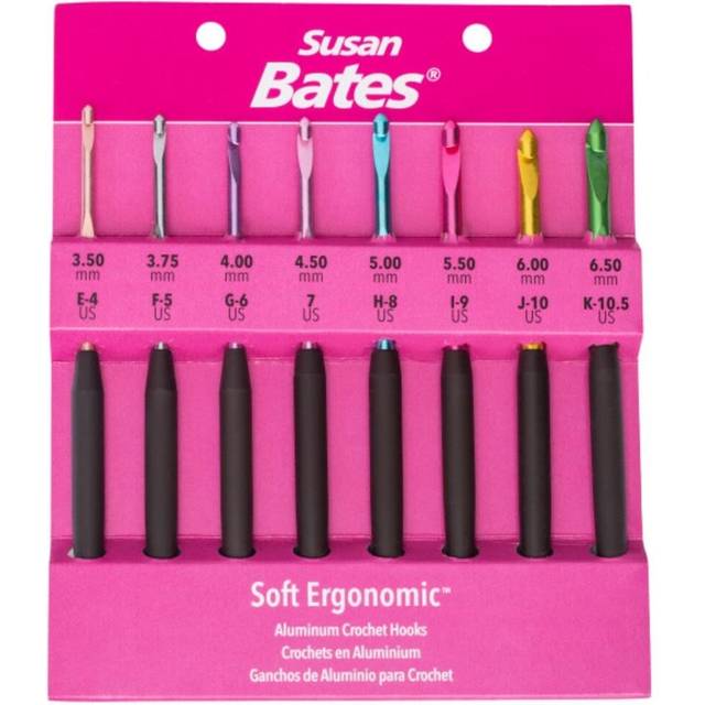 Susan Bates Silvalume Soft Ergonomic Crochet Hook Set-Sizes E4/3.5mm To K10.5/6.5mm 12698