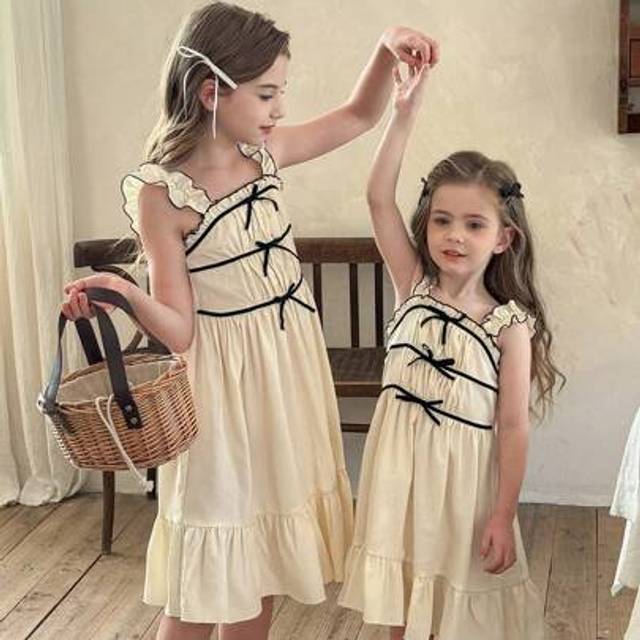 SHEIN LMoss  Tween Girls&#39; Solid Color Ruffled Hem Snug Fit Casual Camisole Dress Vintage Girls Dress Kids Summer Clothes Dress Kids Clothes Dress Girl Cloth