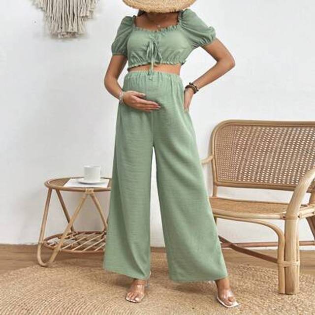 SHEIN Maternity Solid Color Short Sleeve Top With Sweetheart Neckline And Straight Pants