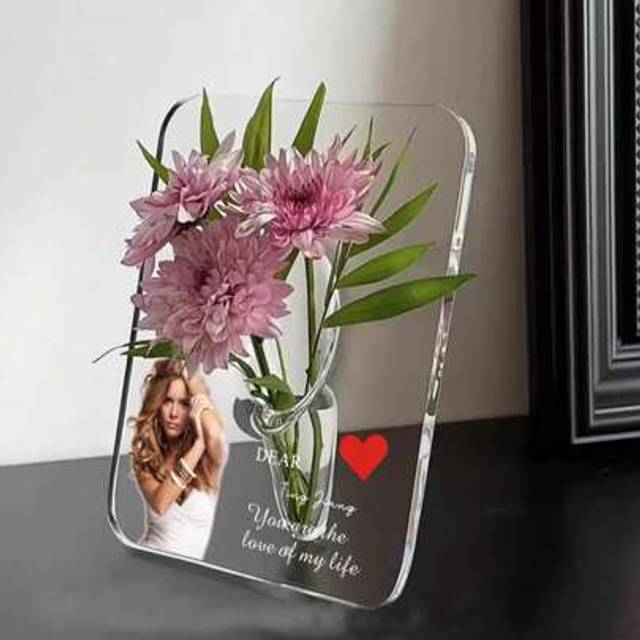 SHEIN Custom Acrylic Flower Vase, Artistic Hydroponics Floral Arrangement Container, Office Decor Stand Gifts Birthday Graduation