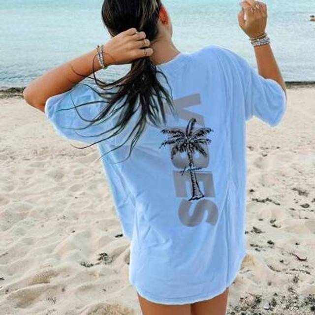 SHEIN Ladies&#39; Minimalist Coconut Tree Slogan Print Daily Casual Round Neck Short Sleeved Summer T-Shirt Is Simple And Versatile, Suitable For Daily Vacation