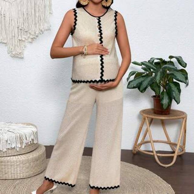 SHEIN Maternity Two Pieces Suits