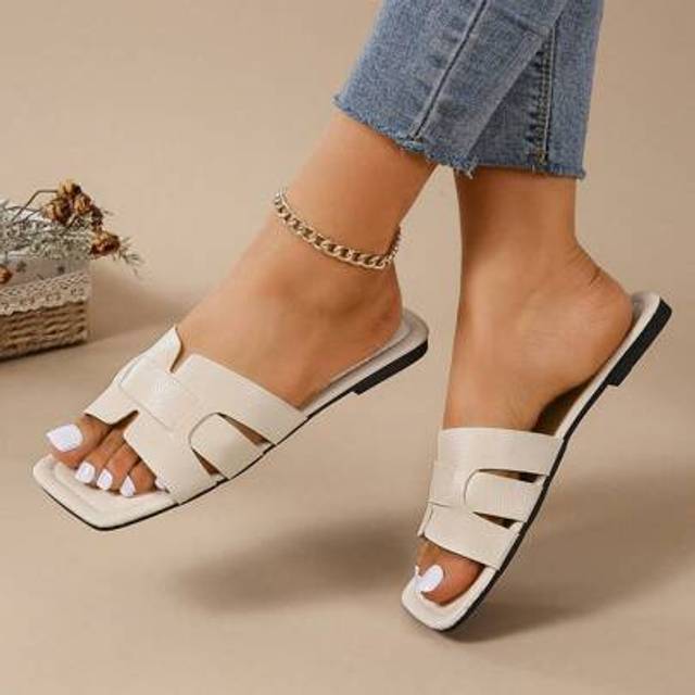 SHEIN Women Flat Open Toe Slides, Fashionable & Versatile Ladies Sandals, Spring/Summer New Arrival