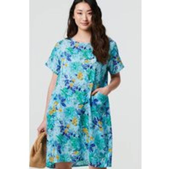 Izabel London Floral 1/2 Sleeve Knee Length Shift Dress - Blue