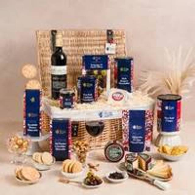 Connoisseur's Wine and Cheese Basket