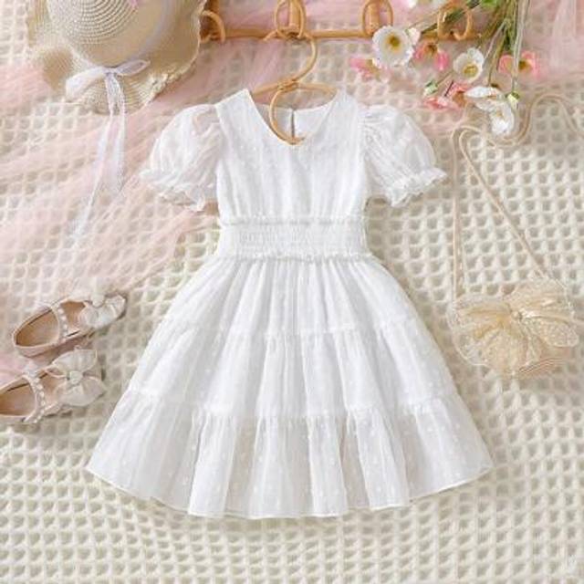 SHEIN Young Girl Textured Fur Ball Polka Dot Fabric Shirred Lining Cute Casual Elegant Dress, Suitable For Spring/Summer/Autumn