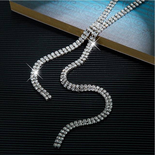 (Platinum) Chic And Dazzling Rhinestone Embellished Long Pendant Necklace For Women In Black And Platinum