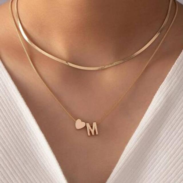 SHEIN 1pc Circular & Flat Snake Layered Simple Fashion Double Layer Heart & Letter Combination Pendant Necklace For Daily Wear
