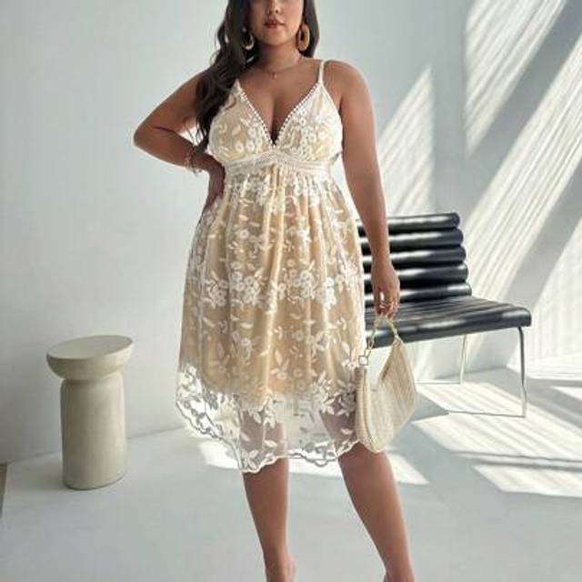 Firerie Plus Size Women&#39;s V-Neck Romantic White Wedding Season Short Ruffled Hem Embroidery Fabric Mini Dress