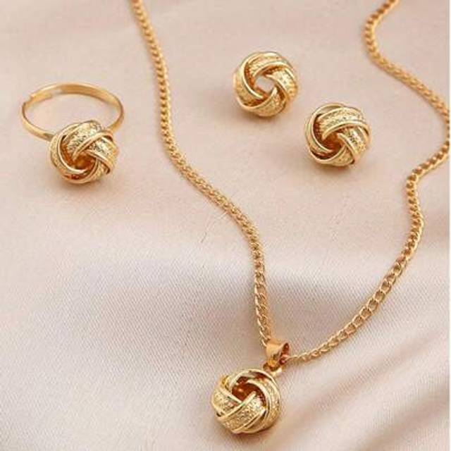 SHEIN 4pcs/Set Twist Design Jewelry Set Simple Geometric Metal Necklace Stud Earrings Ring Set