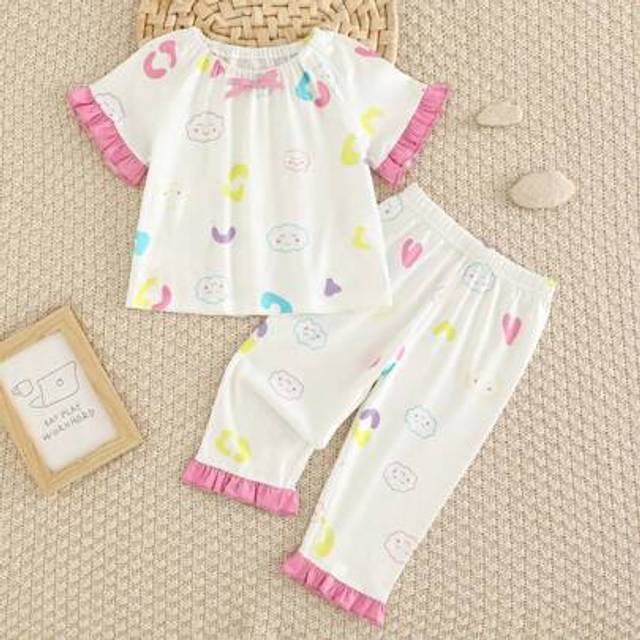 SHEIN 2pcs Casual Young Girl Cloud & Print Pajamas Set, Long Pants & Short Sleeve Top, Comfy Home Outfit Young Girl Pant Sets Young Girl 2 Piece Outfits