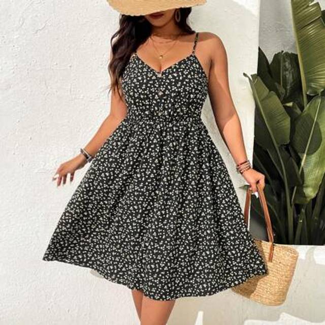 SHEIN Plus Size Women&#39;s Holiday Ditsy Floral Button Design Slip Dress