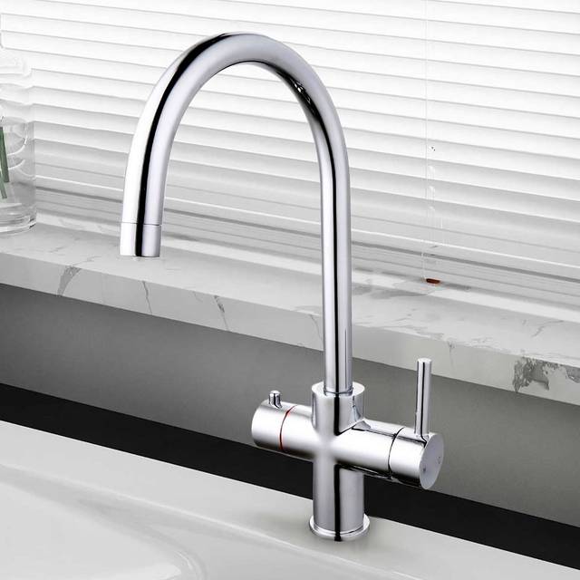 Instant Boiling Water Kitchen Single Lever Tap Round Chrome with Tank (1cm)