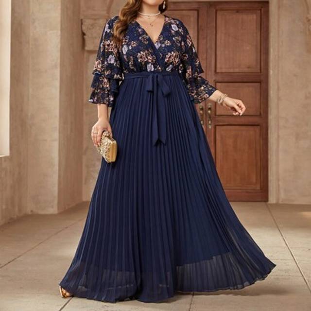 SHEIN Plus Size Printed & Solid Color Patchwork Pleated Design Abaya Dress