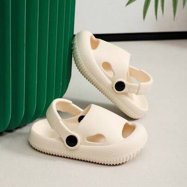 SHEIN Kids&#39; Soft High Elastic EVA Anti-Slip Breathable Sandals For Summer